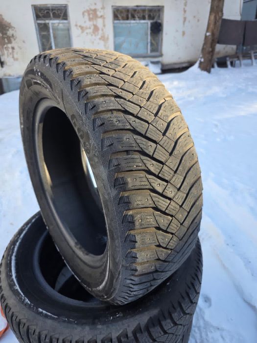 Продам шины гудиер