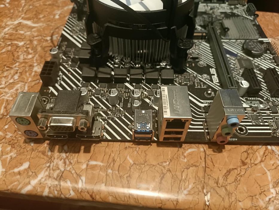 Pc intel i3 10105f  asus h510m-e 8 gb ddr4