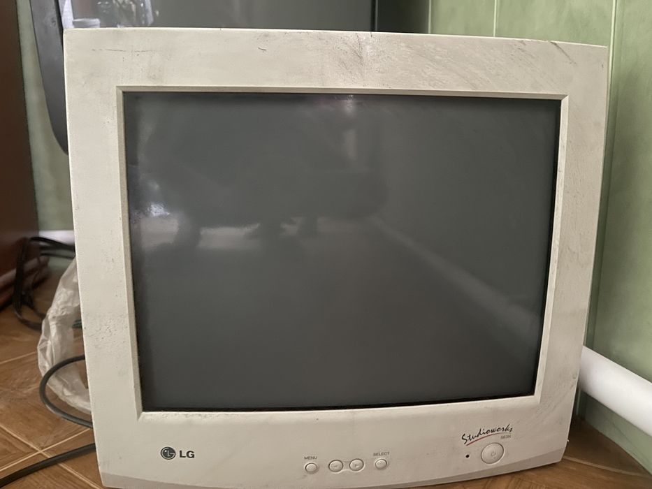 Продам телевизор