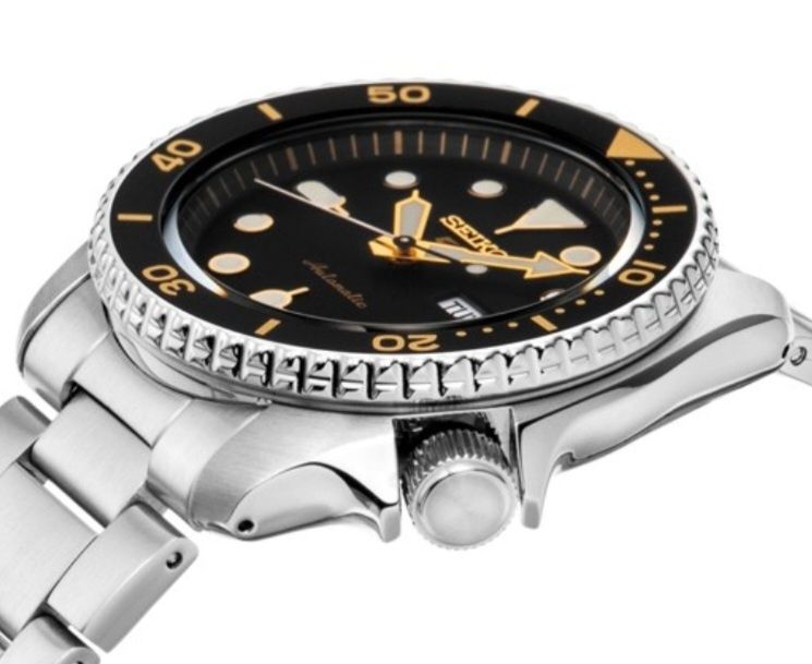 Продаю Часы Seiko 5 Sports  SRPD57K1