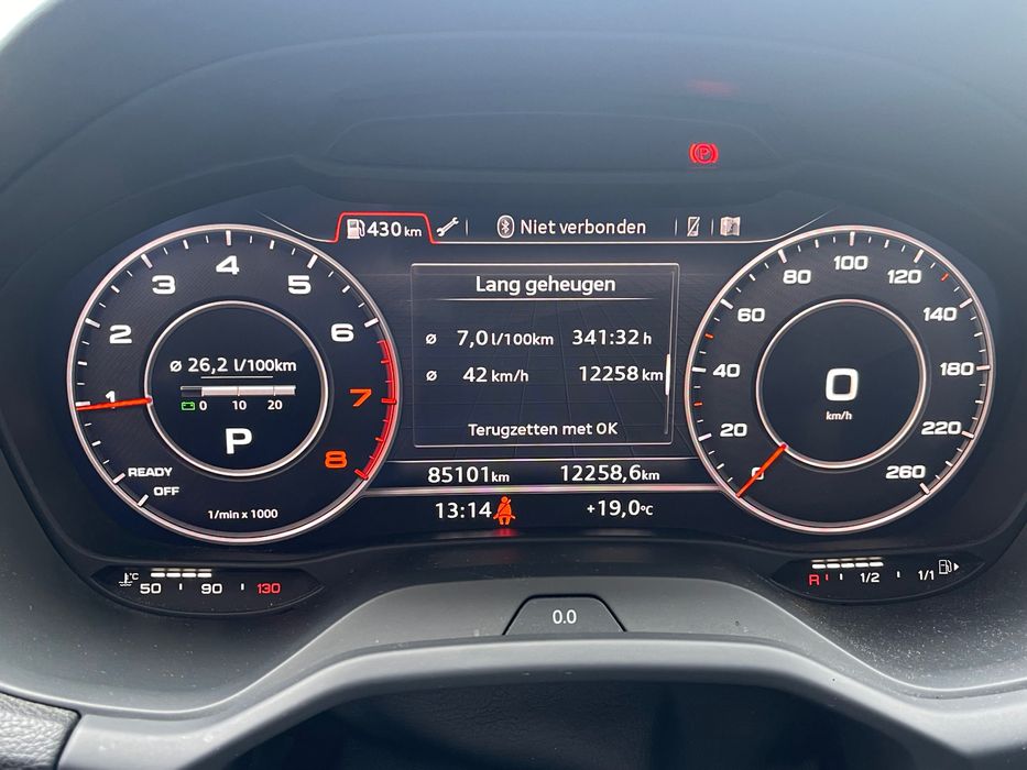 Обява за кола Audi Q2