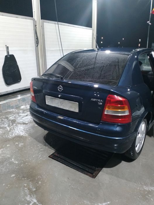 Vând Opel Astra g