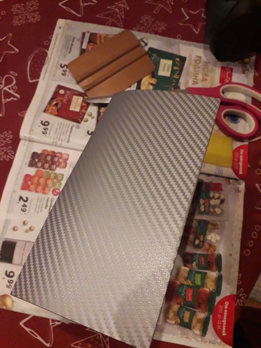 Лепене на фолио по врати и прозорци