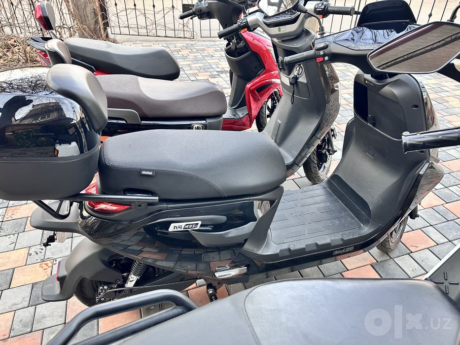 Продам электроскутор как на фото фирменые