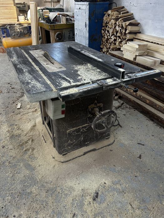 Церкулярка.  На 380 вольт.