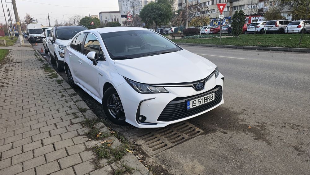 TOYOTA Corolla 2021 — imagine 4