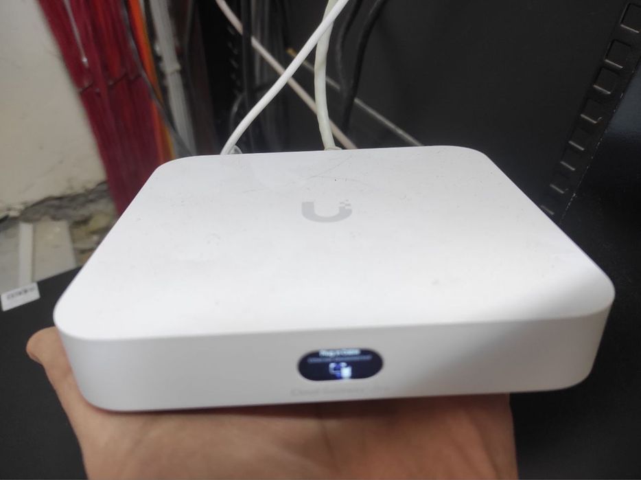 UniFi Express UX маршрутизатор Ubiquiti
