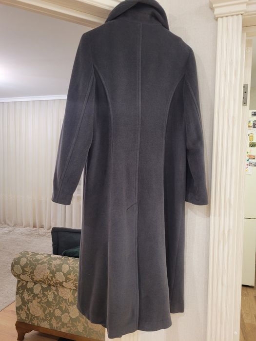 Продам пальто ,Астрия