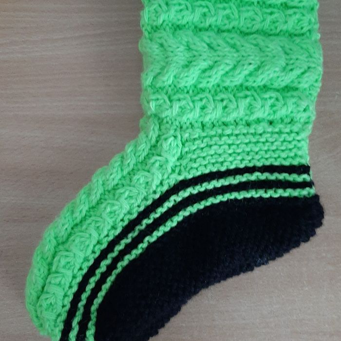 Вязоные носочки сапожки