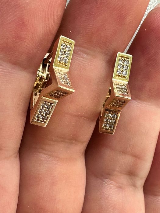 Cercei aur 14k Stele cu zirconii, 3.58 g strălucitori