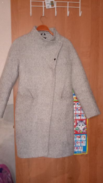 Продам пальто женское