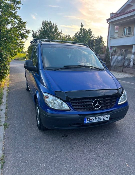 Mercedes Benz Vito 115 , 8+1 locuri.