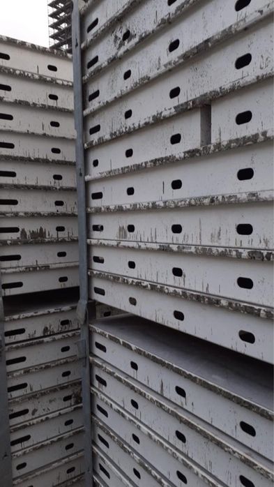 Sistem pentru cofrat placa, planseu, cofraj placa doka, Amadio nu Doka