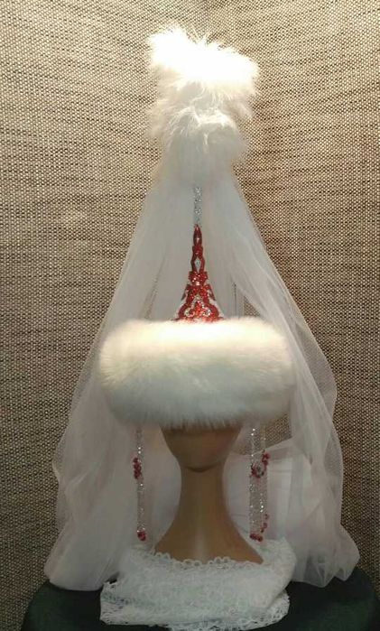 Продам авторские свадебные саукеле.