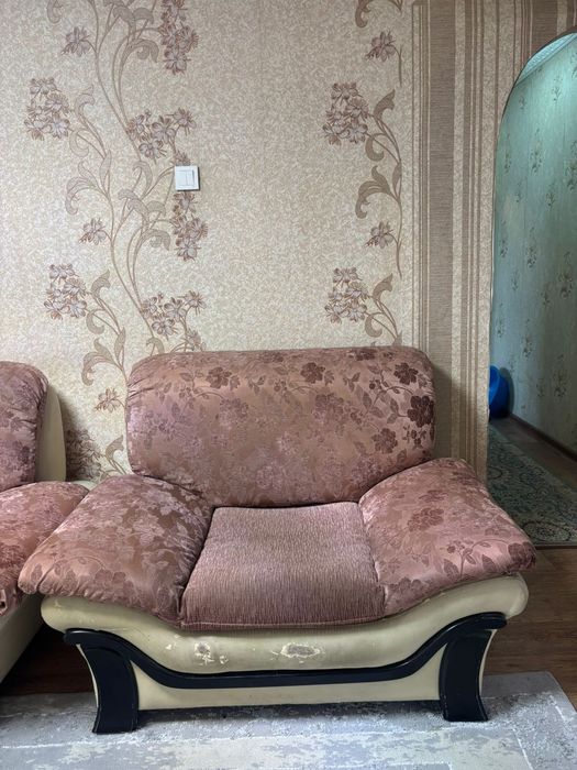 Диван раскладной б/у