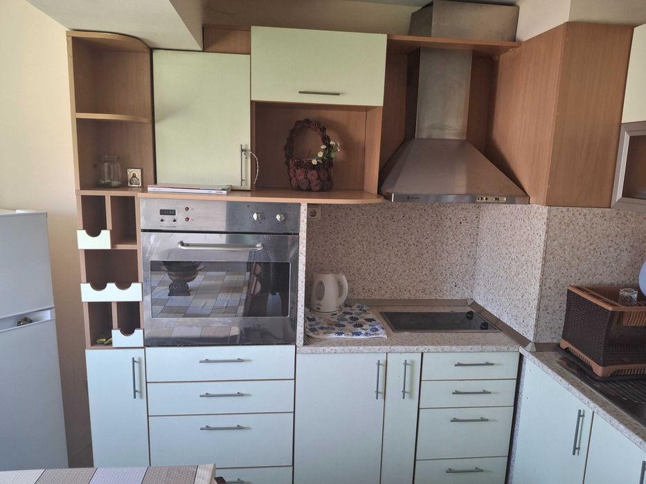 Продава се Двустаен апартамент в Русе, Родина 1 - 68 кв.м за 1133 €/кв.м - Снимка #7