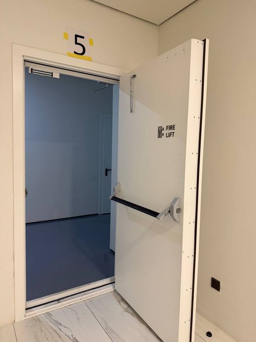 дверь противопожарный