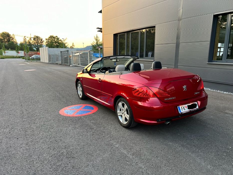 Vând Peugeot 307 CC