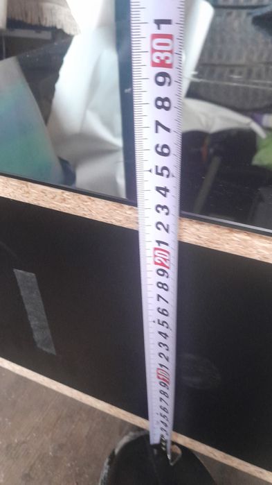 Продам тумбу под телевизор с кранштейном