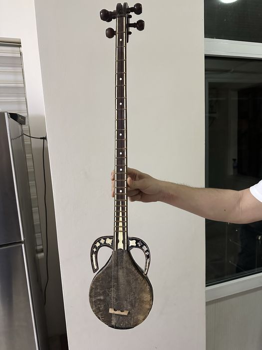 Rubob zakazga yasalgan O’yma