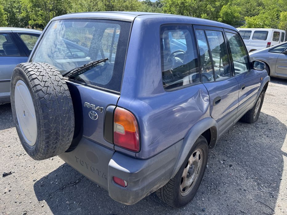 Toyota Rav4 2.0i 130кс 1996г На Части