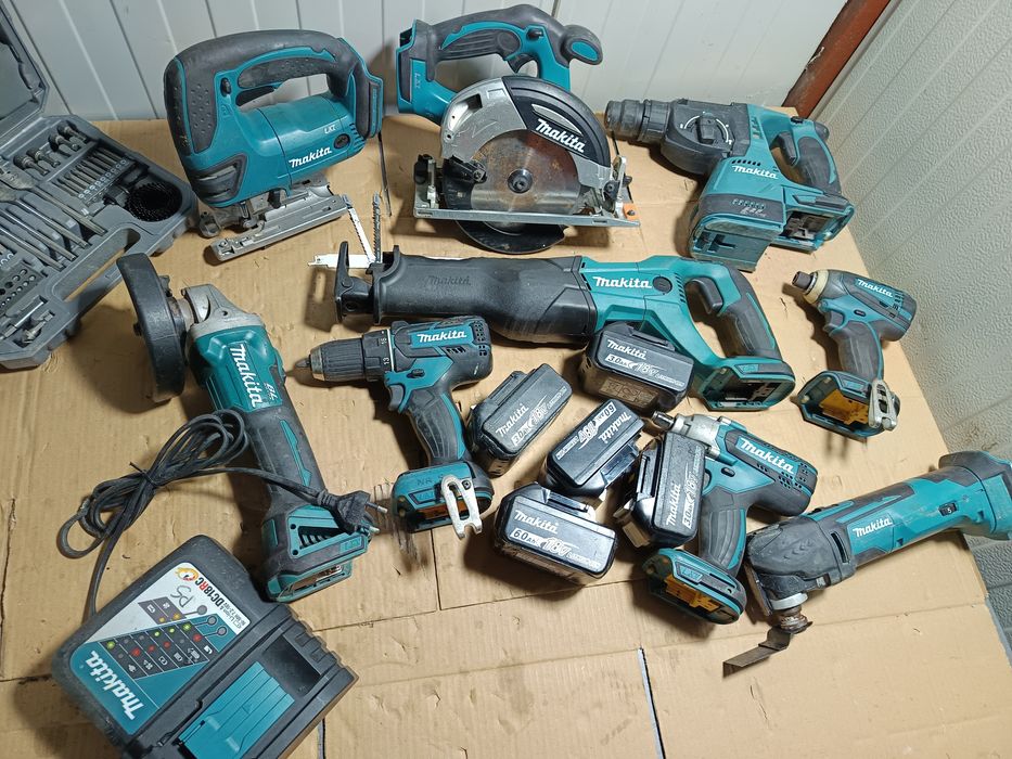 Set Makita 18v cu acumulatori flex roto fierăstrău circular pendular
