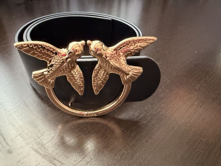 Черен колан Pinko