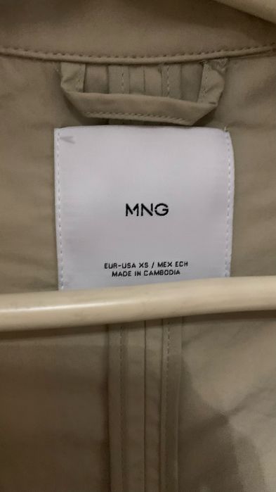 Плащь MANGO XS 48