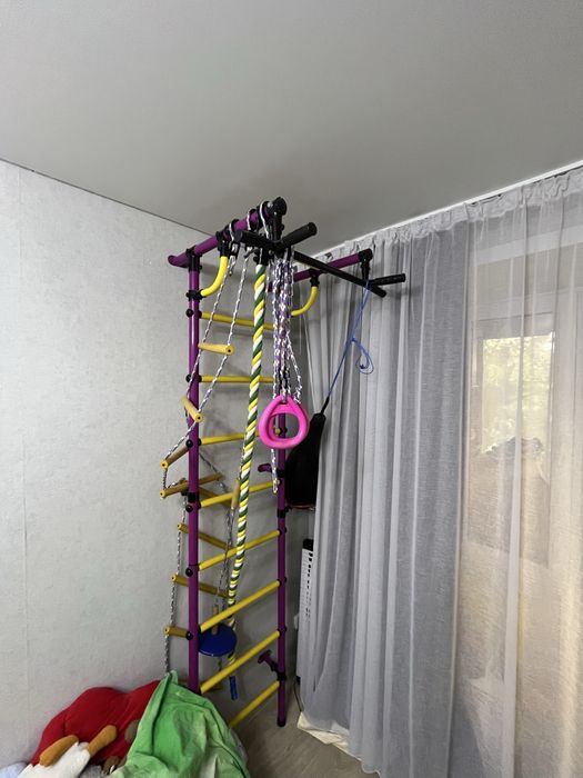 Продам шведскую стенку ТОРГ