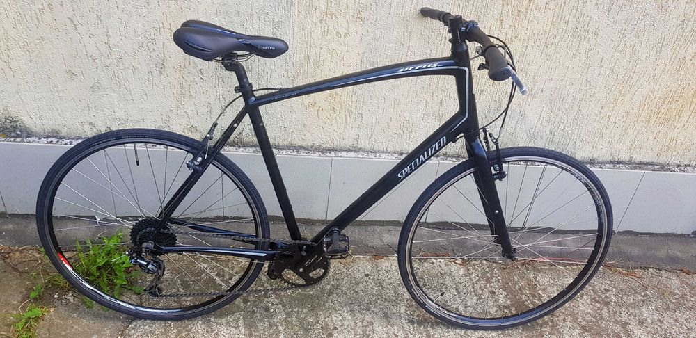 Specialized Sirrus, градски хибрид 1x9 (Deore/Cues), XL