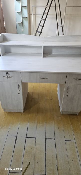 Birou mobilier din pal alb