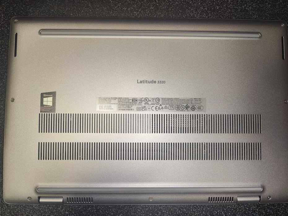 Laptop Dell Latitude 3320