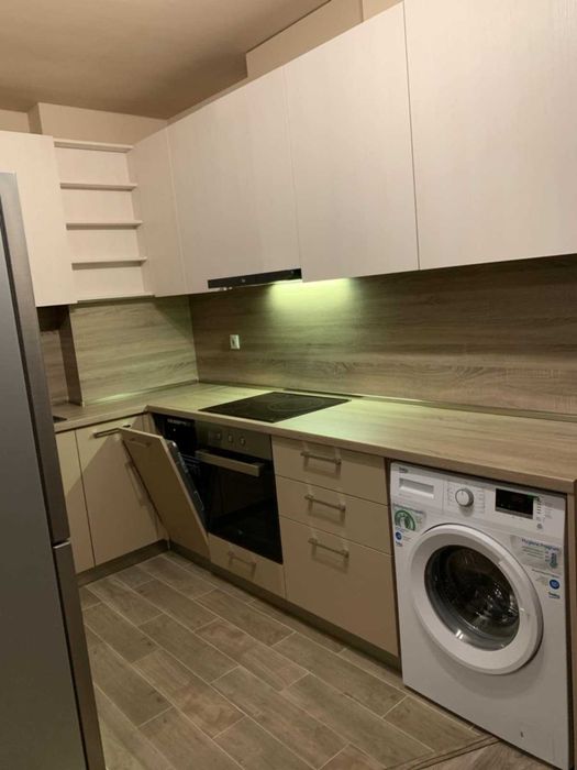 Дава се под наем Двустаен апартамент в София, Дружба 2 - 60 кв.м за 612 € - Снимка #1