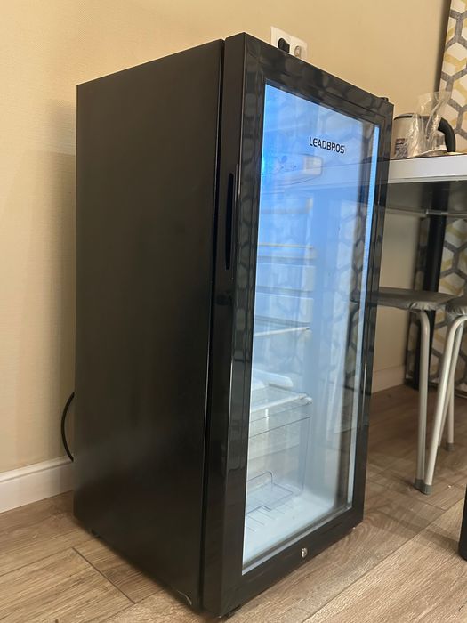 Мини-холодильник Leadbros