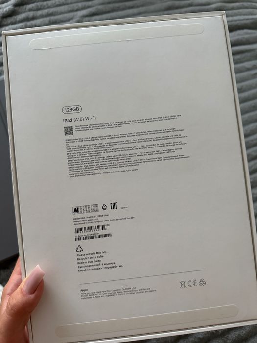 Продам iPad A16(128g)