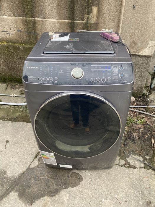 Daewoo 15/8 два в одном сушка горячяя есть