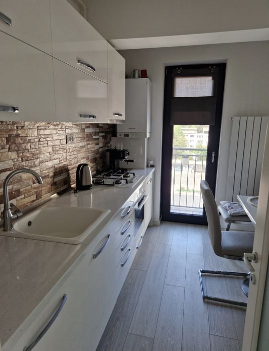 Închiriez apartament în regim hotelier,  zona Tic Tac lângă Spital