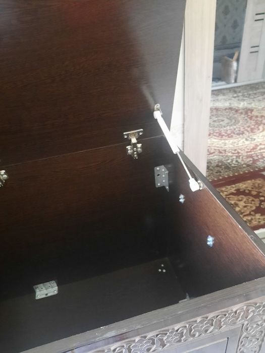 Sanduq sotiladi.  yangi