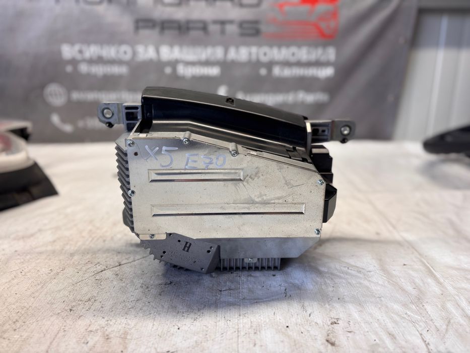 BMW X5 E70 – Head-Up Display