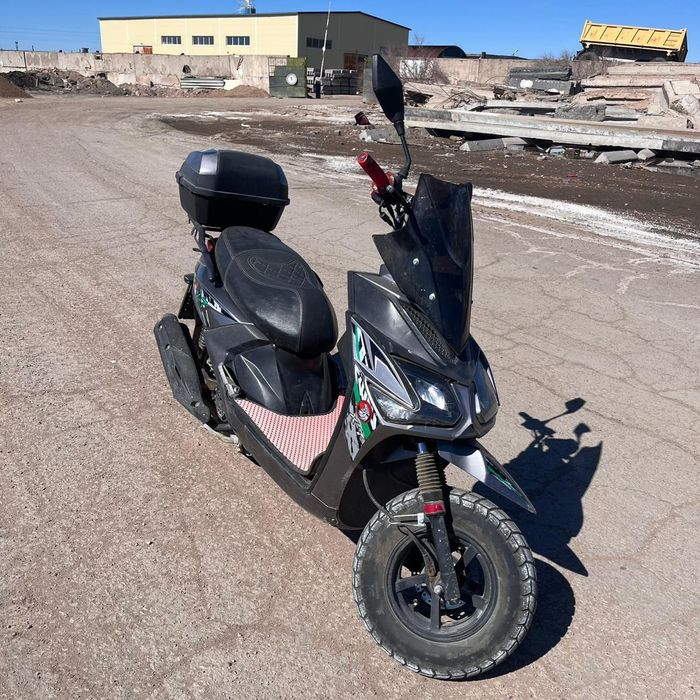 Продам мопед 150 куб