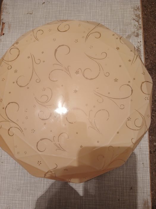 Продам светильник