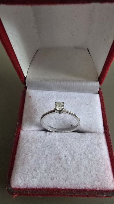 Годежен пръстен с диамант 0.23 ct – 14К злато (585)
