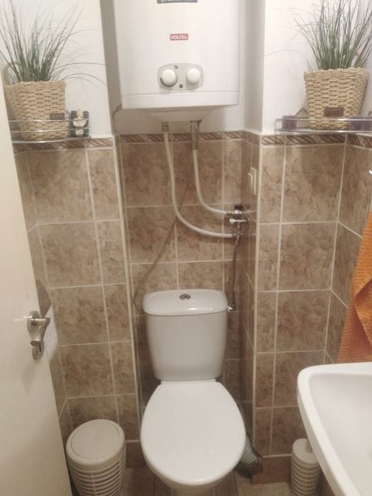 Продава се Тристаен апартамент в Ямбол, Георги Бенковски - 104 кв.м за 722 €/кв.м - Снимка #9