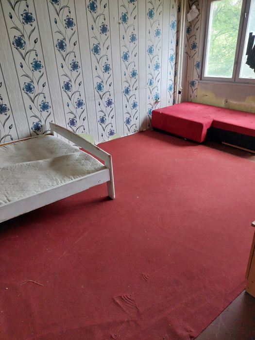 Дава се под наем Тристаен апартамент в Шумен, Център - 68 кв.м за 153 € - Снимка #3