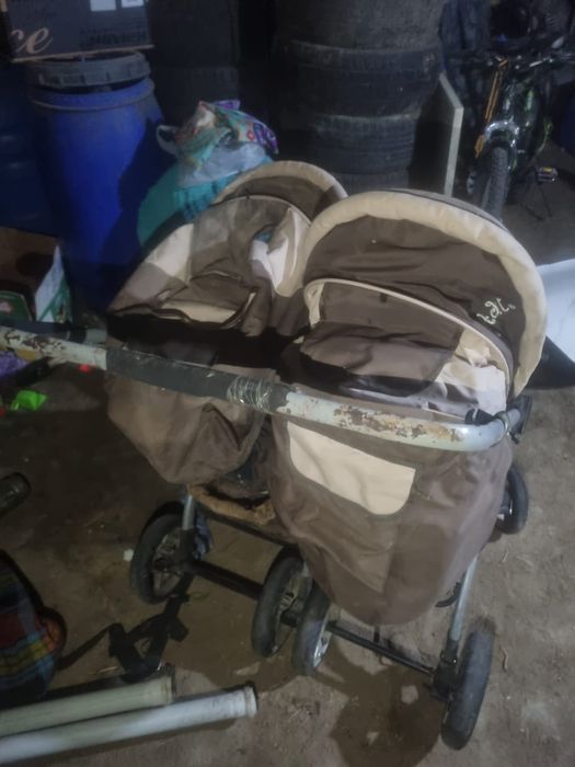 Продается Двойная Коляска