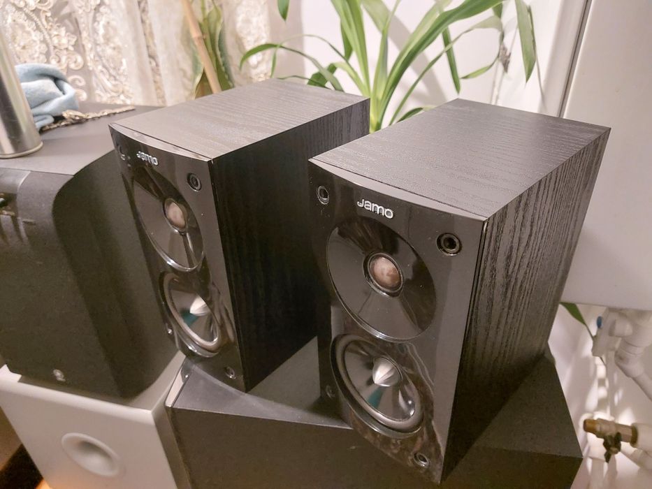 Boxe surround Jamo S 60