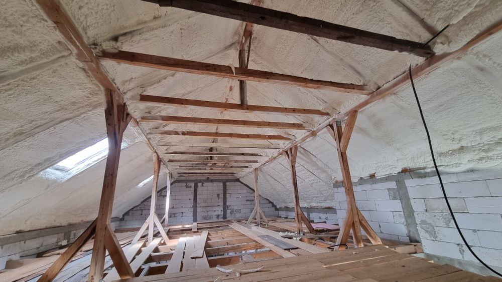 Termoizolatie cu Spuma Poliuretanica