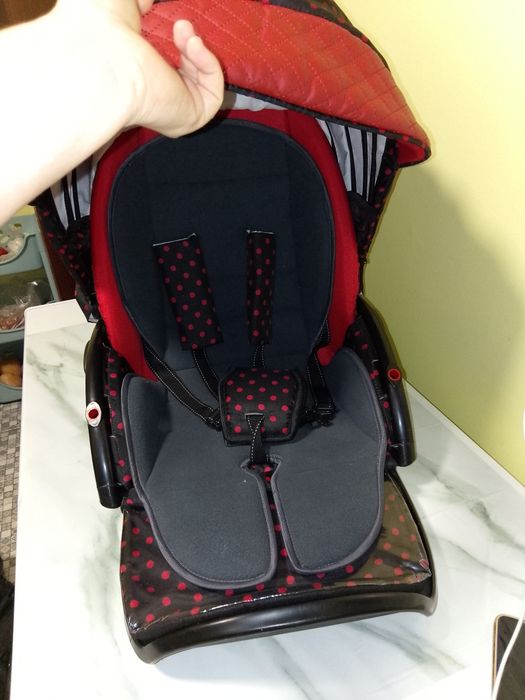 Продам коляску почти новая