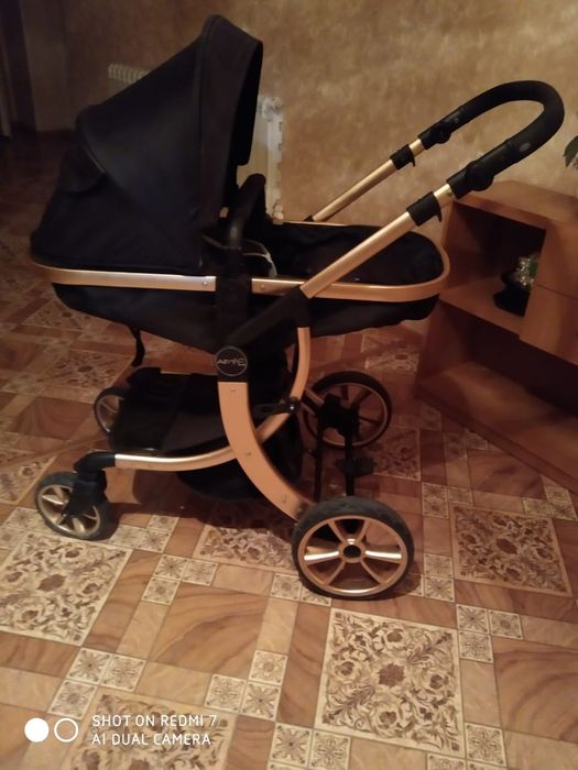 Продам 2 коляски б/у