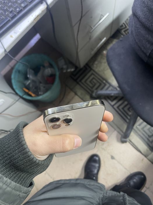 Айфон 12 pro gold